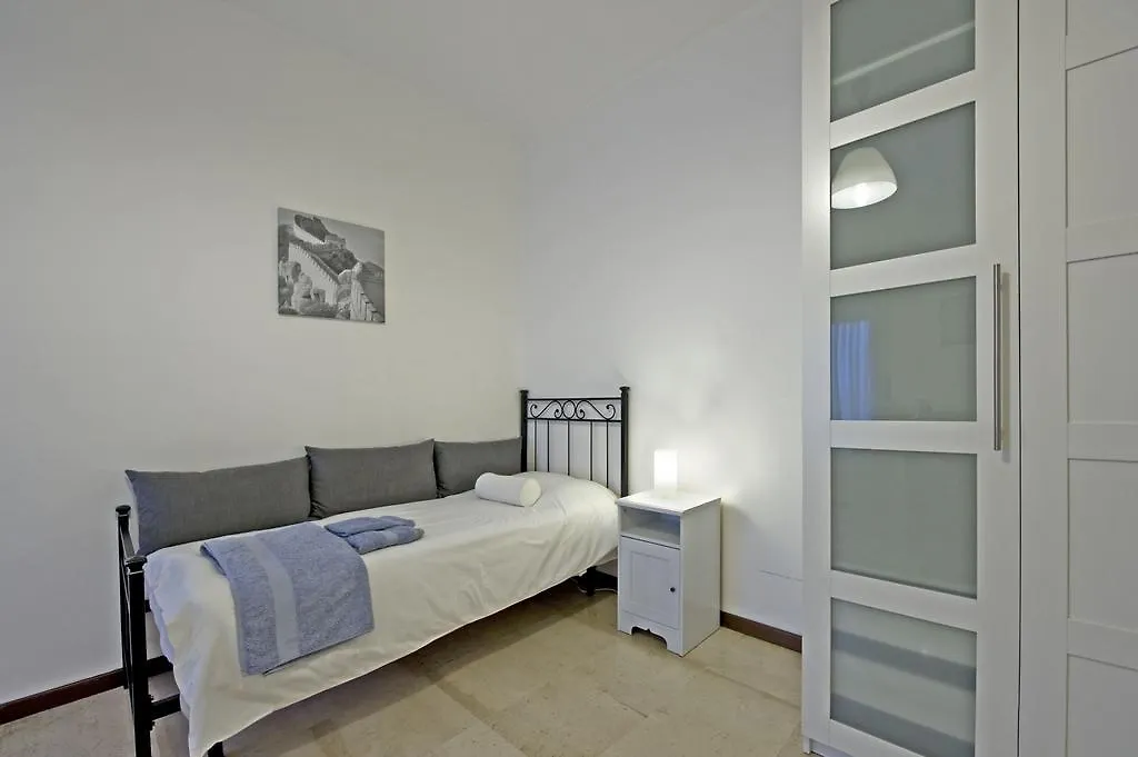 Apartment Chiesarossa Milan