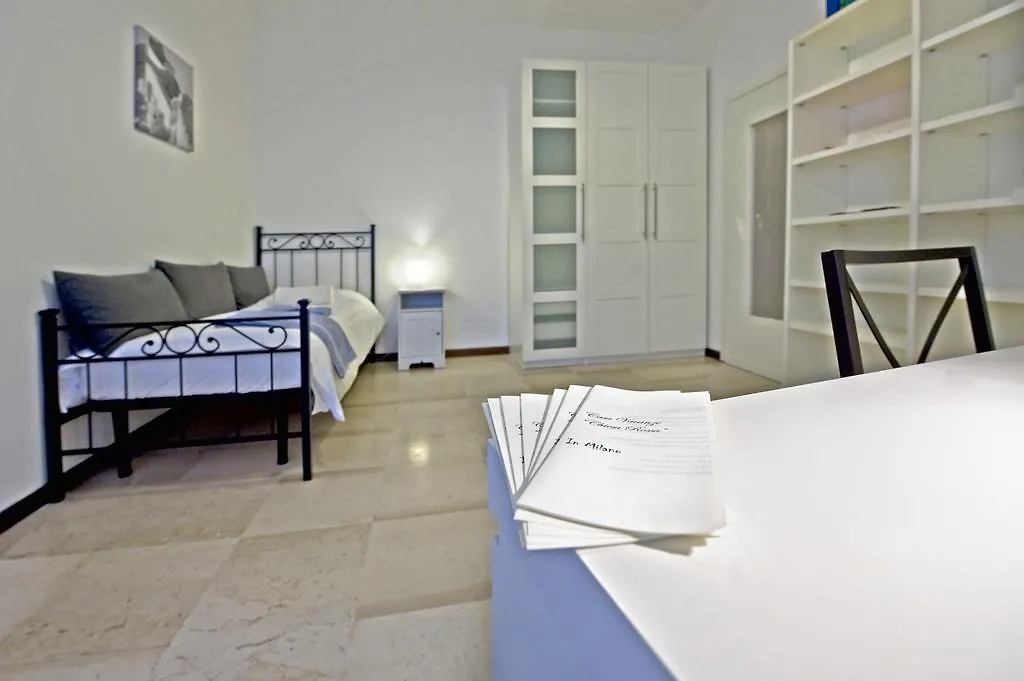 Apartment Chiesarossa Milan 0*,